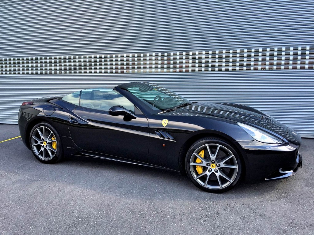 SmartTOP Zusatz-Verdecksteuerung für Ferrari California